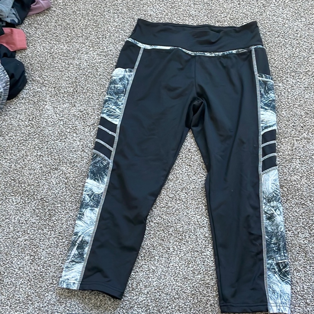 Black white and grey capris